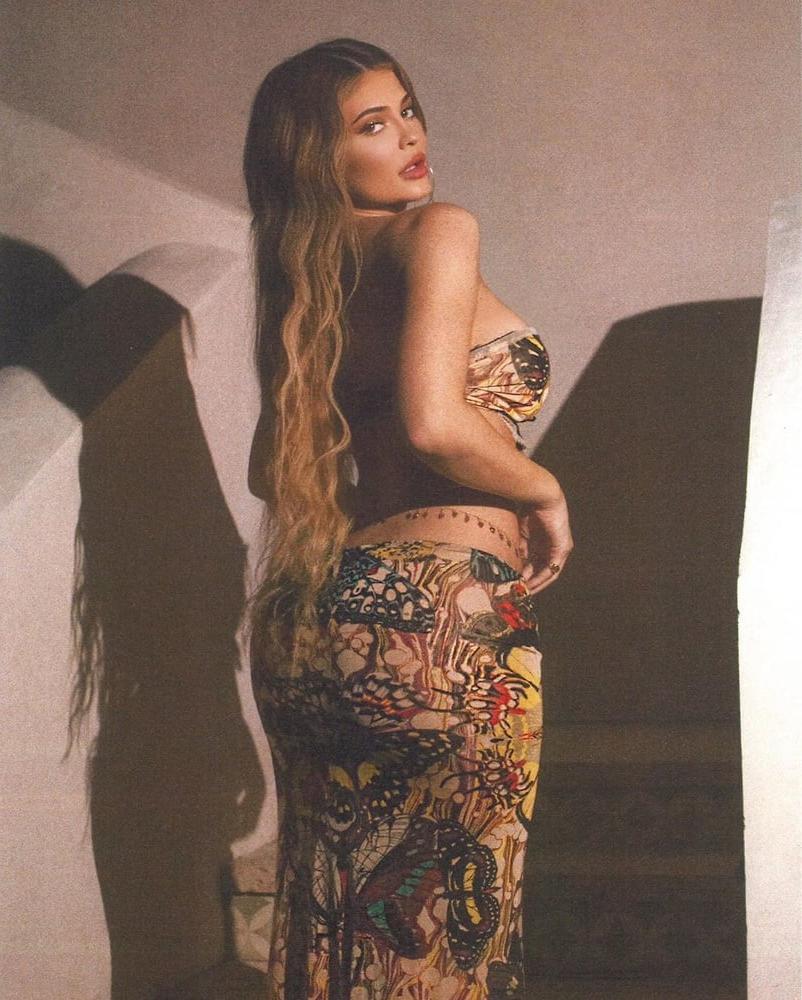 25P Celebs Who Want To Fuck a Hard 2