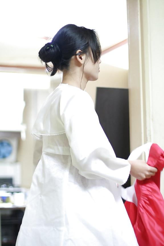 25P Korean hanbok lady dildo and fuck