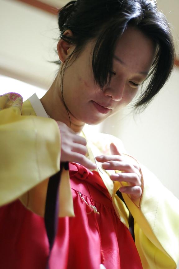 25P Korean hanbok lady dildo and fuck