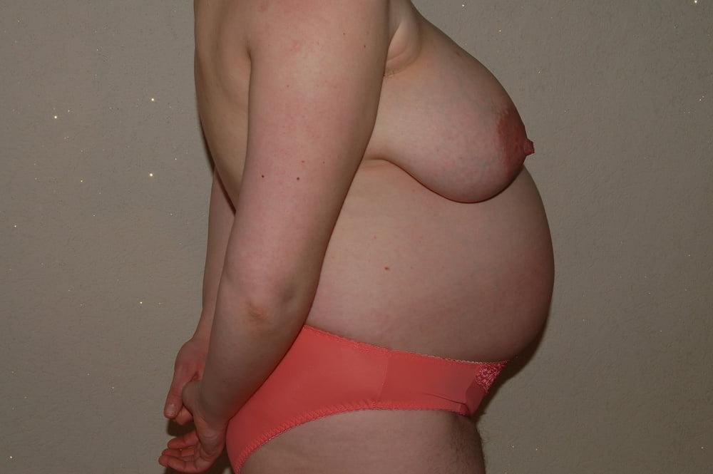 16P 677 - my wife Annett - various at home - panties pregnant