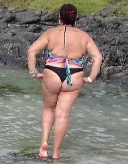 9P My MIL 55 yo at the beach on holiday