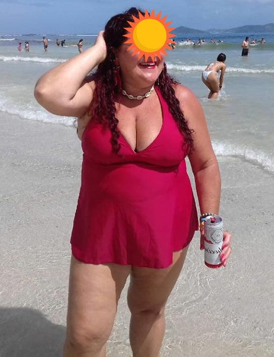 9P My MIL 55 yo at the beach on holiday