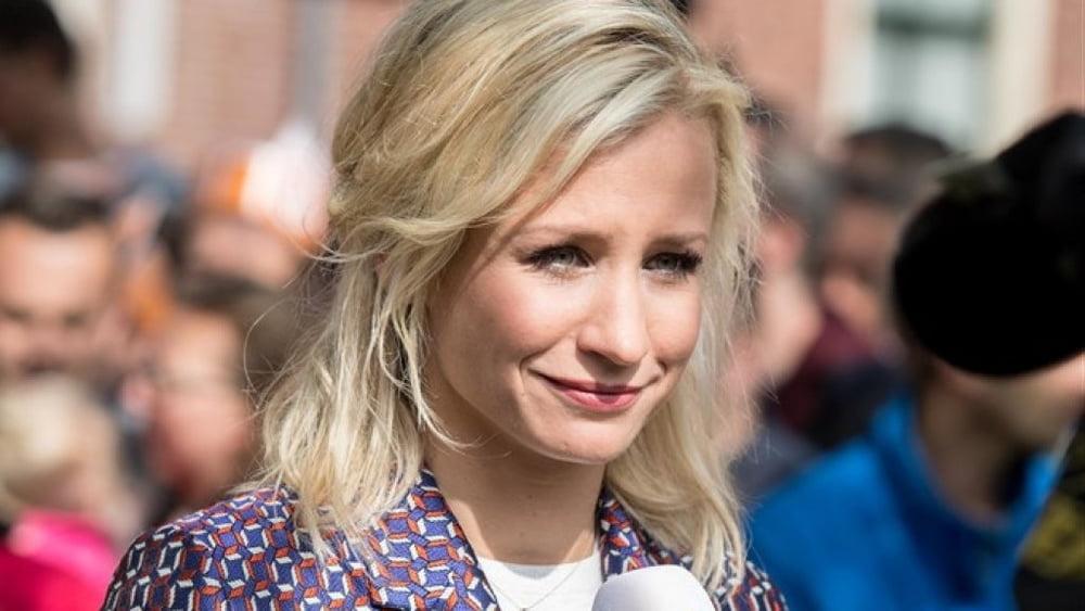25P Dionne Stax - Dutch Presenter 6