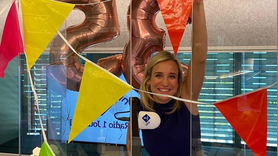 25P Dionne Stax - Dutch Presenter 6