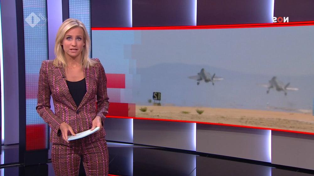 25P Dionne Stax - Dutch Presenter 6