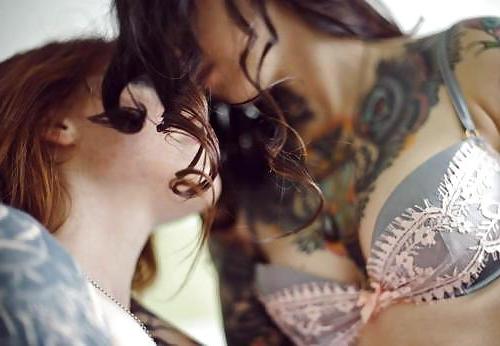 25P Lesbian lovers session