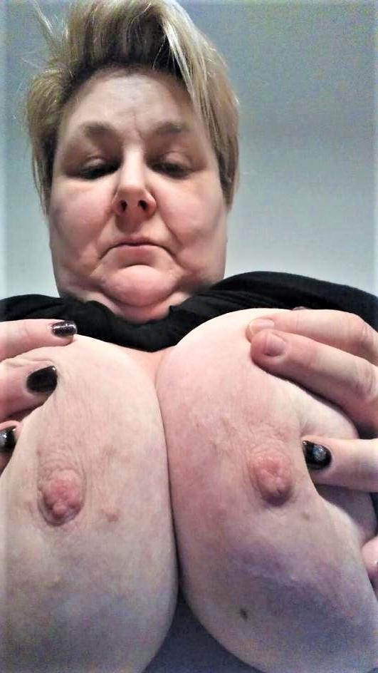 25P Older ladies I'd love to fuck