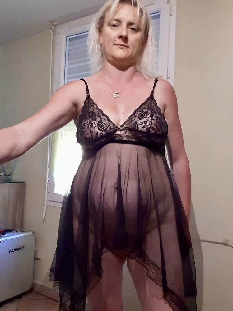 25P housewife wait husband for fuck (vol.1) salope maison