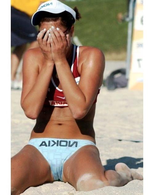 10P Cameltoe