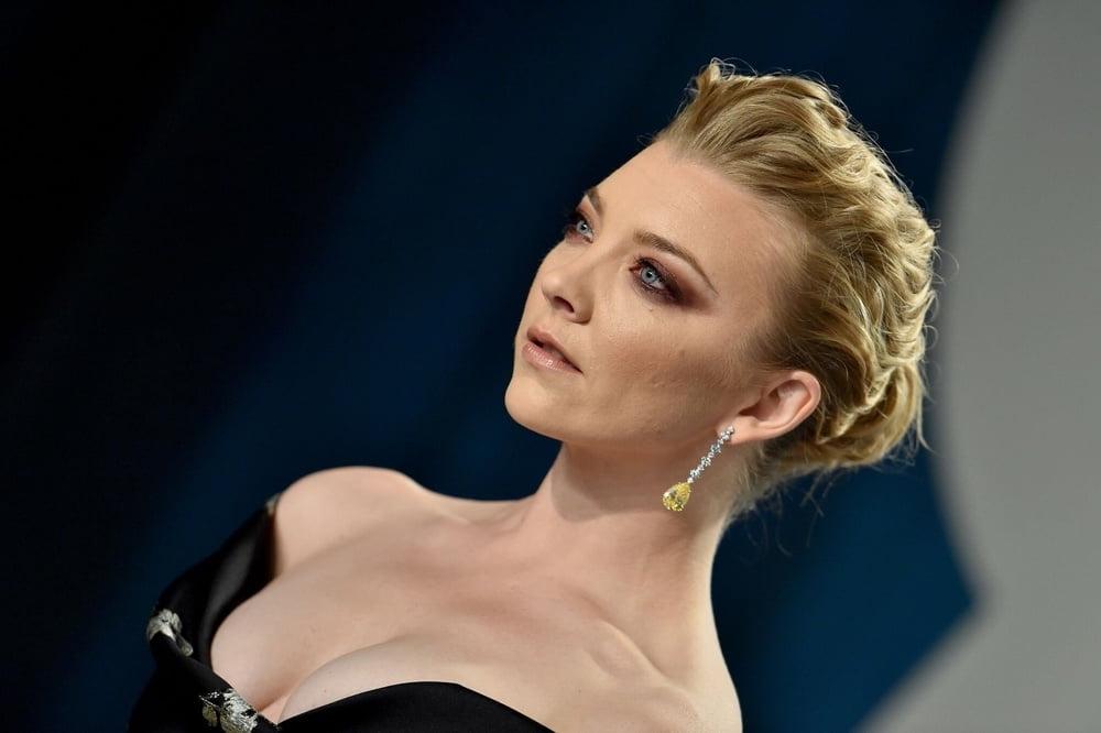 21P Sexy Natalie Dormer - VF Oscars Party '20