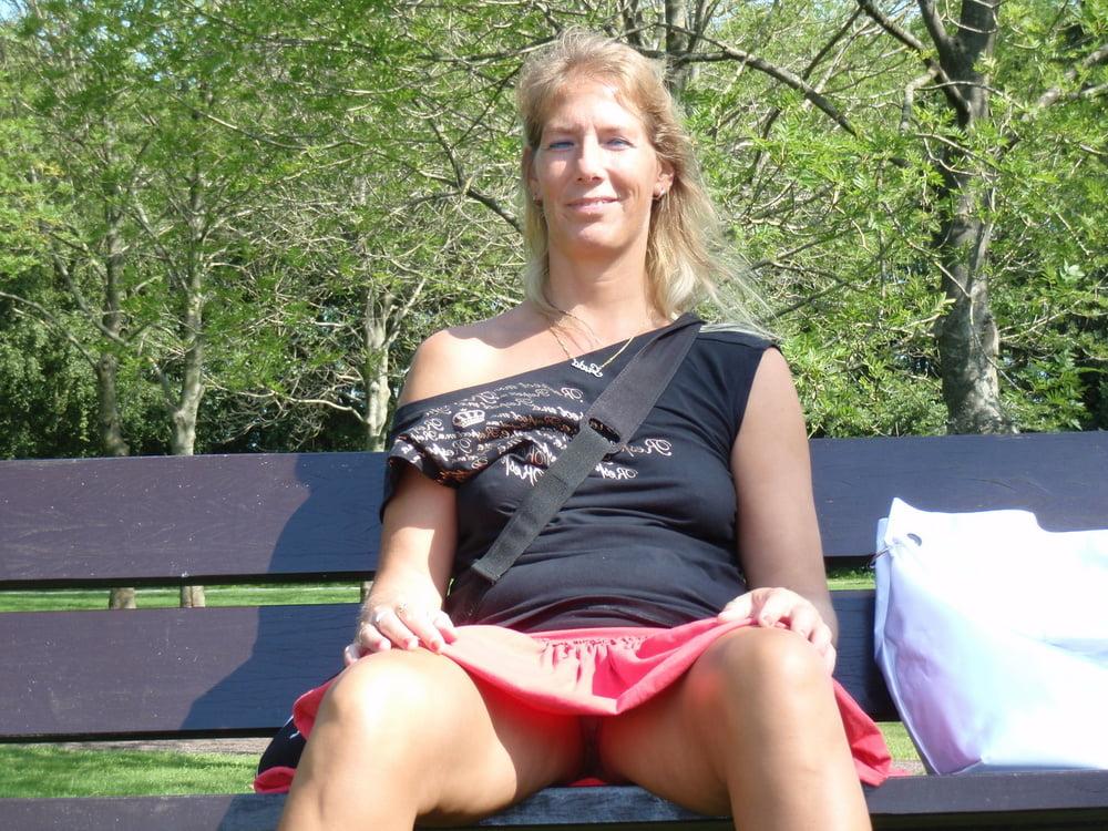 25P Dutch Milf