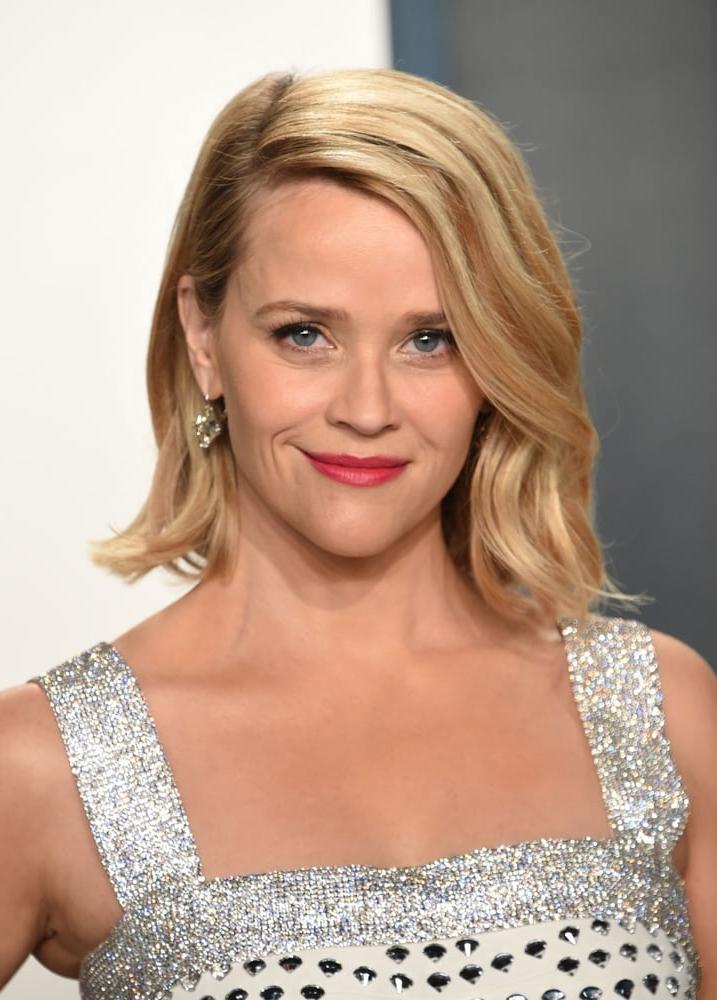 24P Sexy MILF Reese - VF Oscars Party '20