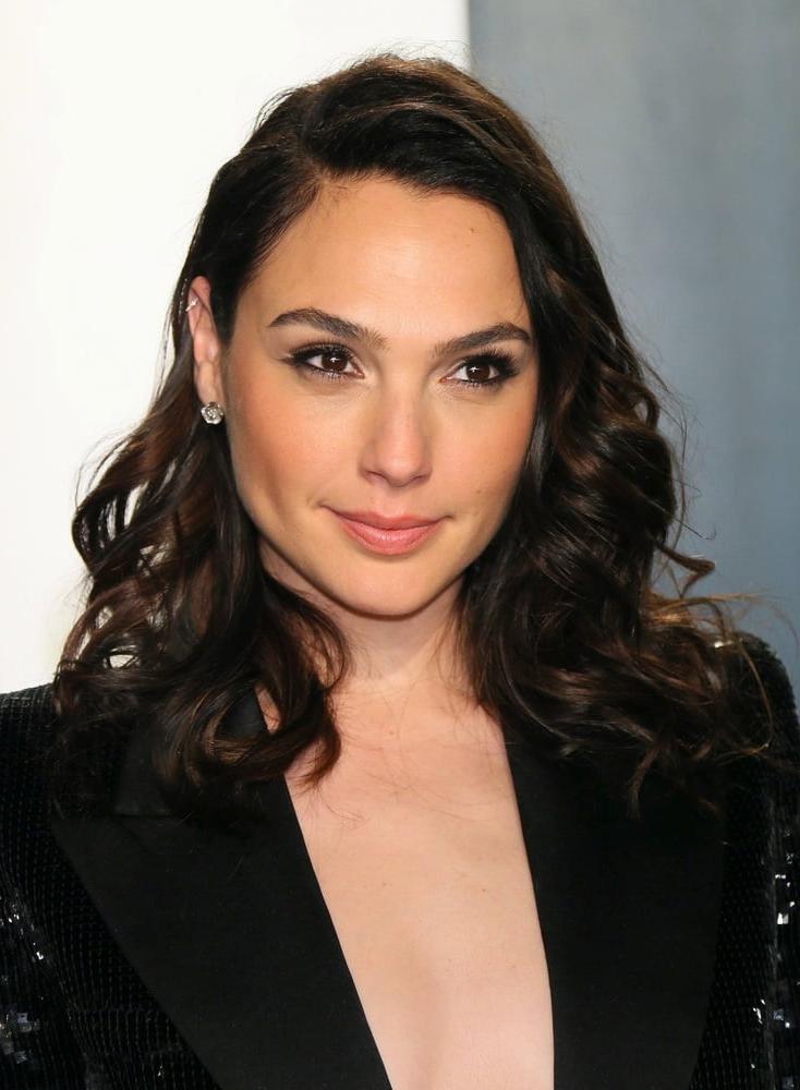 25P Gal Gadot - Oscars - VF Party '20