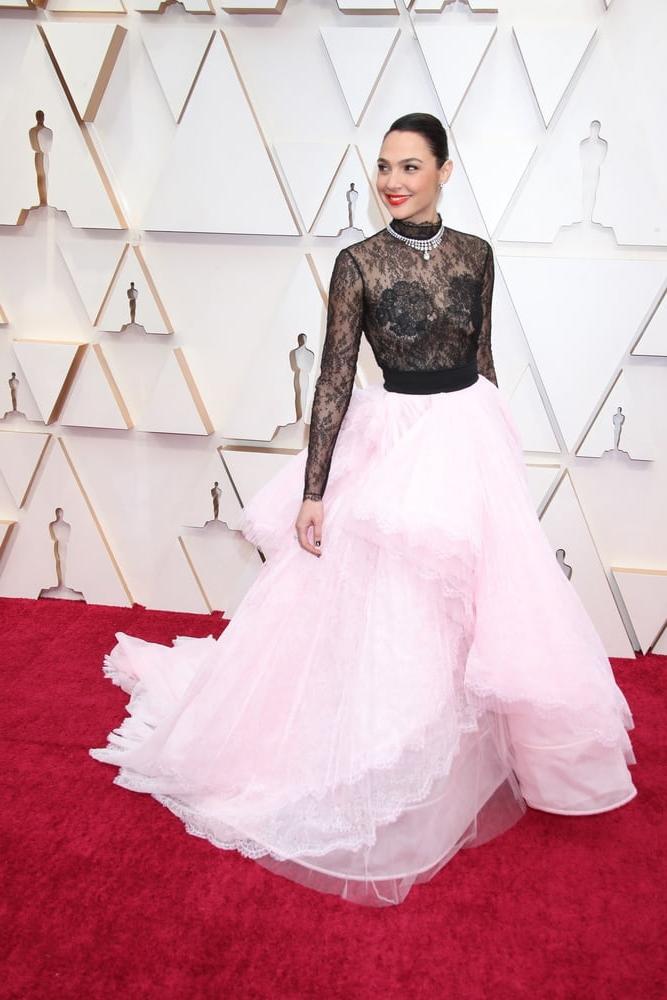 25P Gal Gadot - Oscars - VF Party '20