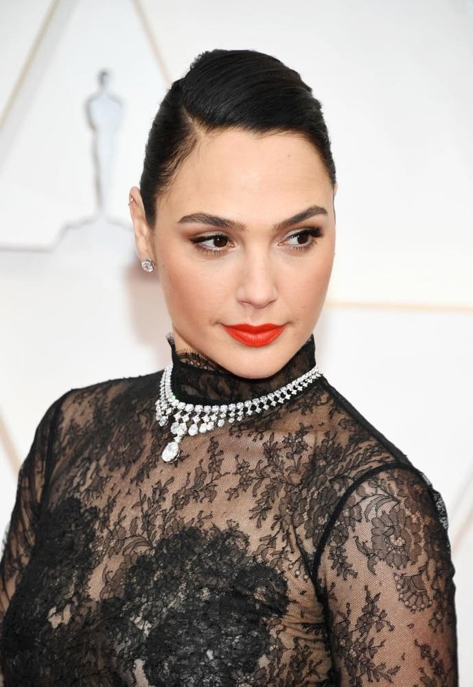 25P Gal Gadot - Oscars - VF Party '20
