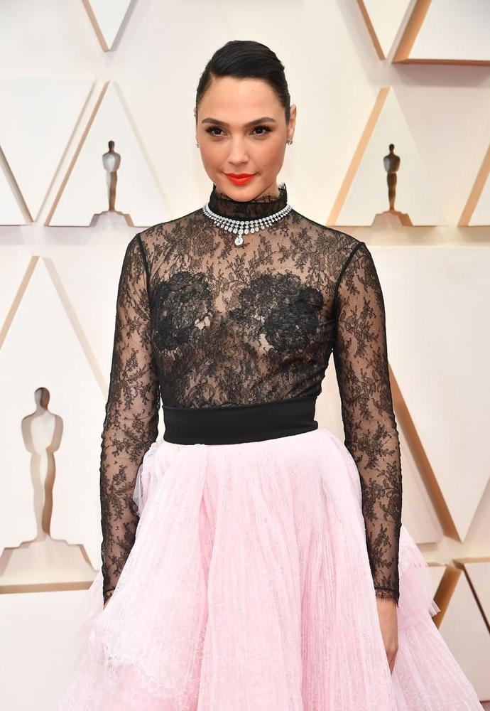 25P Gal Gadot - Oscars - VF Party '20