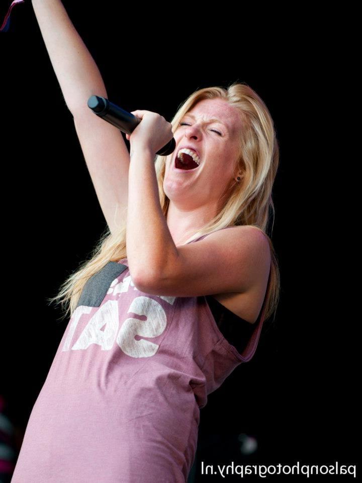 25P Sanne Hans (Miss Montreal) - Dutch Singer Songwriter 2