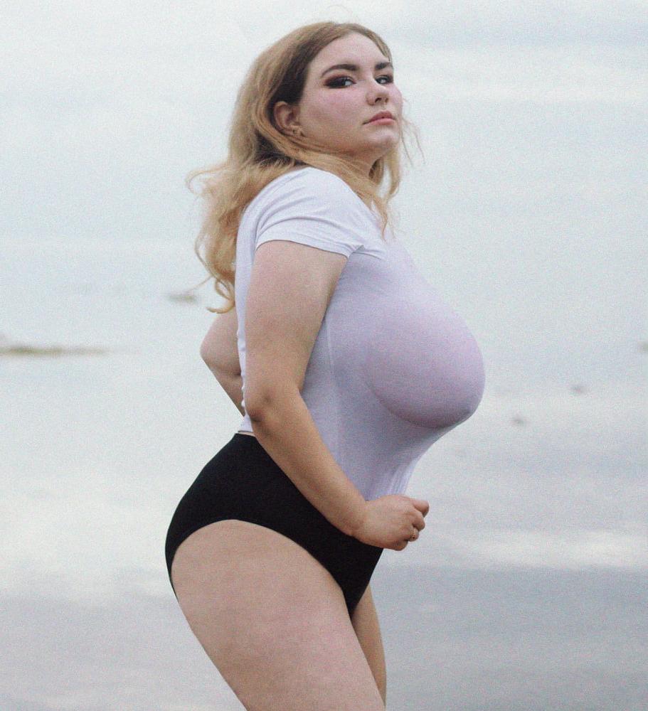 25P Breast Lovers Dream- White Tops 17