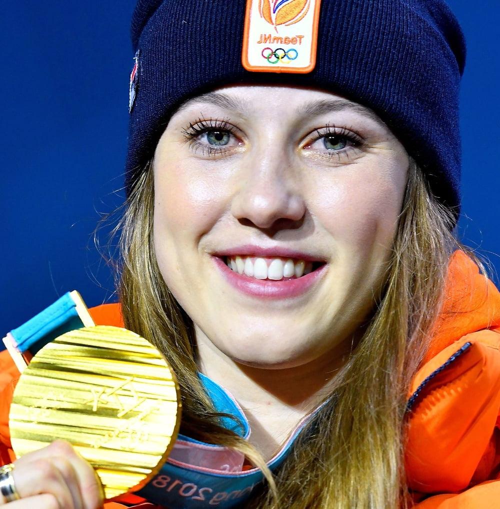 25P Suzanne Schulting - Dutch Shorttrack Skater 6