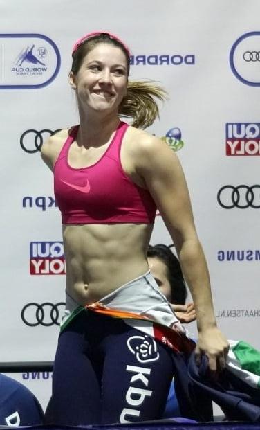 25P Suzanne Schulting - Dutch Shorttrack Skater 6