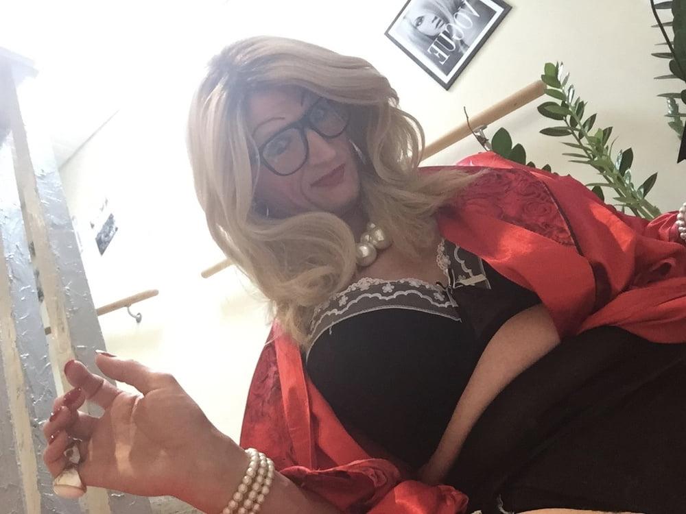 13P shemale milf 2021 10