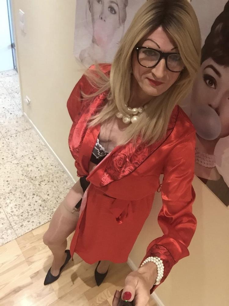 13P shemale milf 2021 10