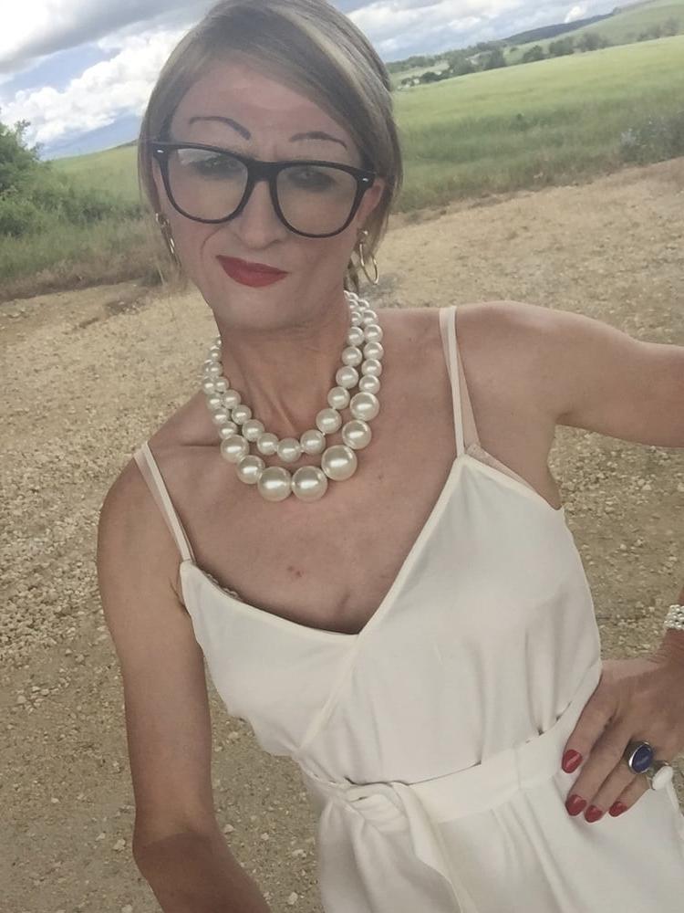 15P Shemale Milf 2021 6