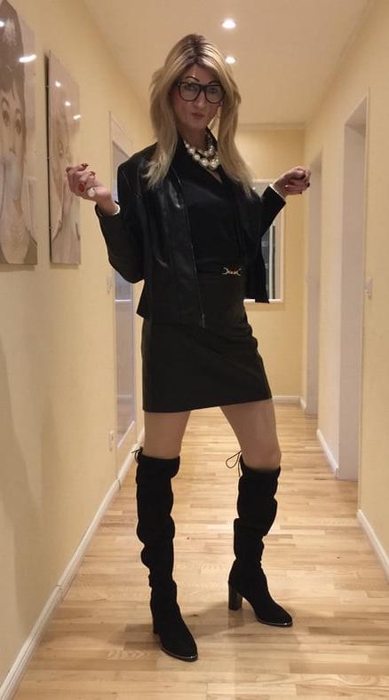 13P Shemale Milf 2021 14