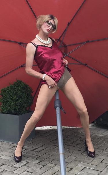20P Shemale Milf 2021 5