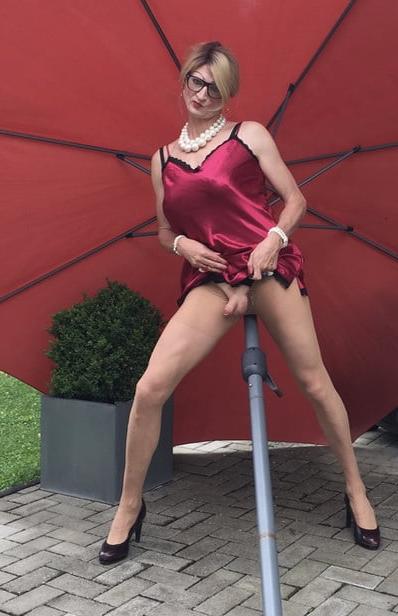 20P Shemale Milf 2021 5