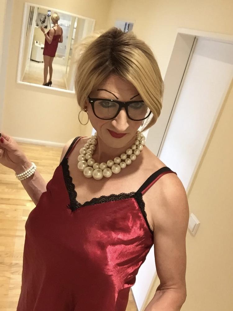 20P Shemale Milf 2021 5