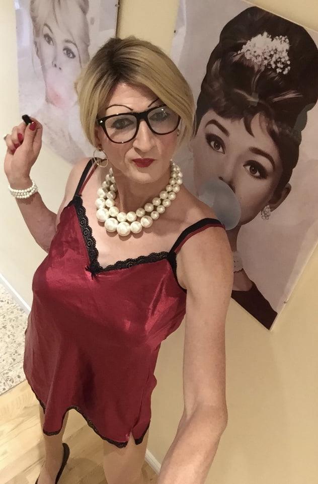 20P Shemale Milf 2021 5
