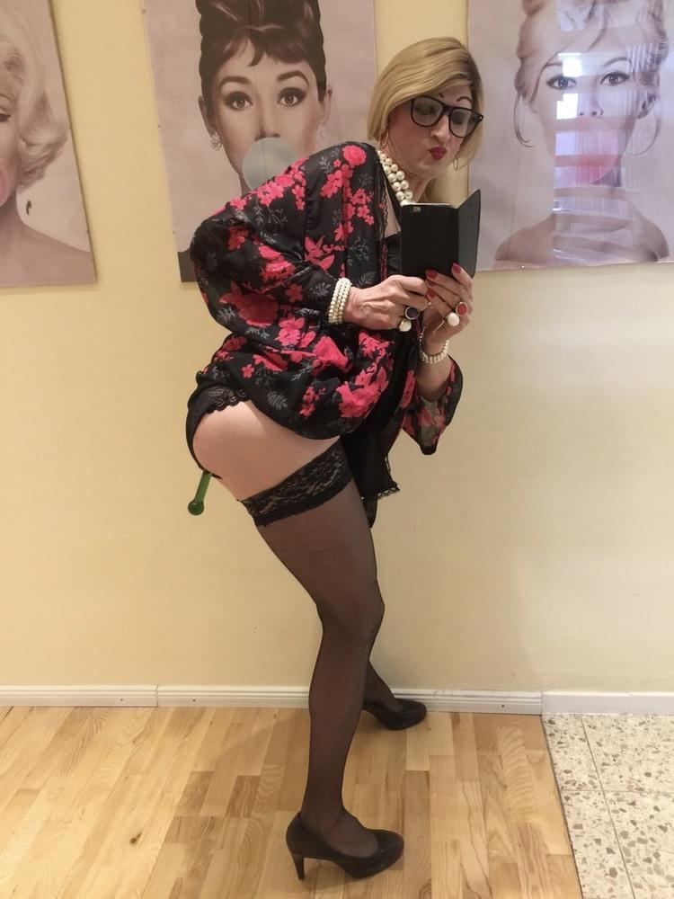 13P shemale milf 2021 9