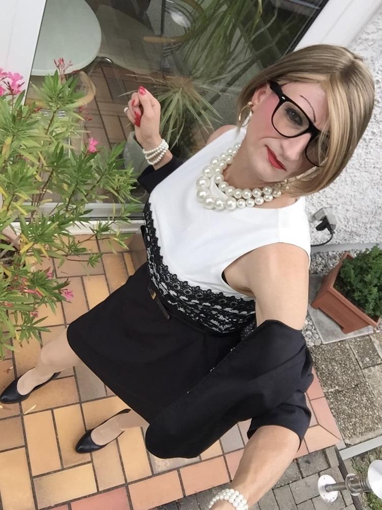 24P Shemale milf 2021 7