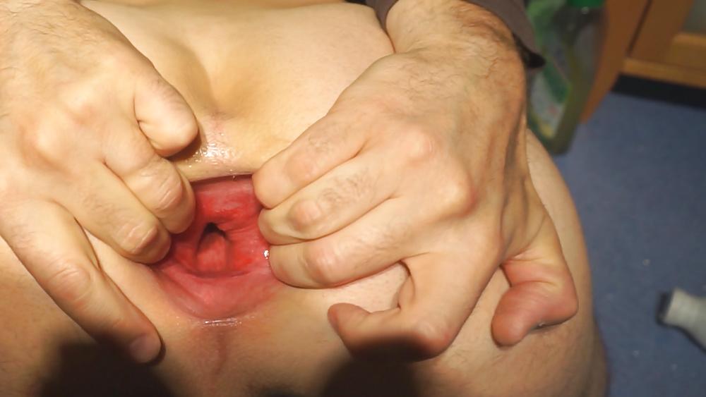 14P My gaping wide open asshole in oktober 2015 part2