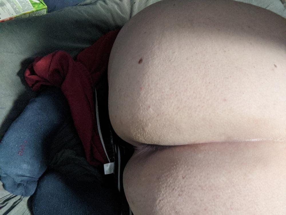12P Arschbilder #6 Rasiert und bereit zum Ficken