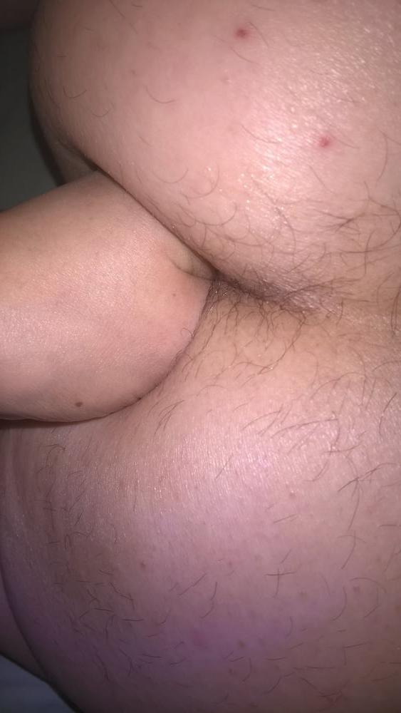 18P JoyTwoSex Playing With Husband's Tight Asshole