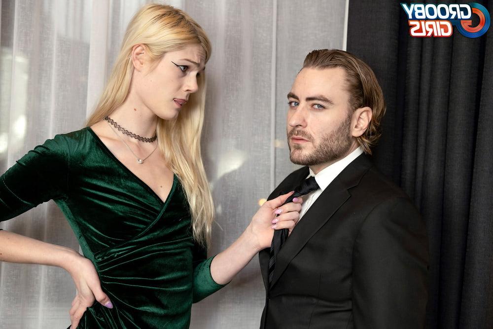 8P GROOBYGIRLS: Evie Doll's XXX Premiere