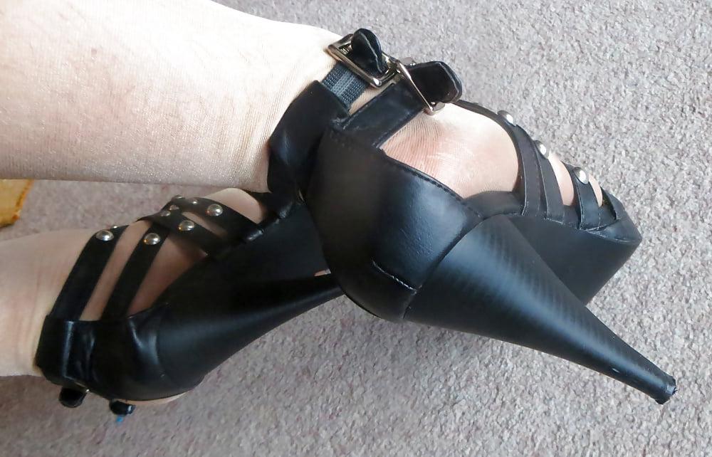 25P my high heels
