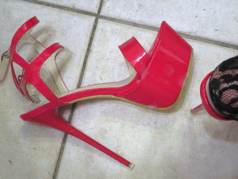 25P high heels