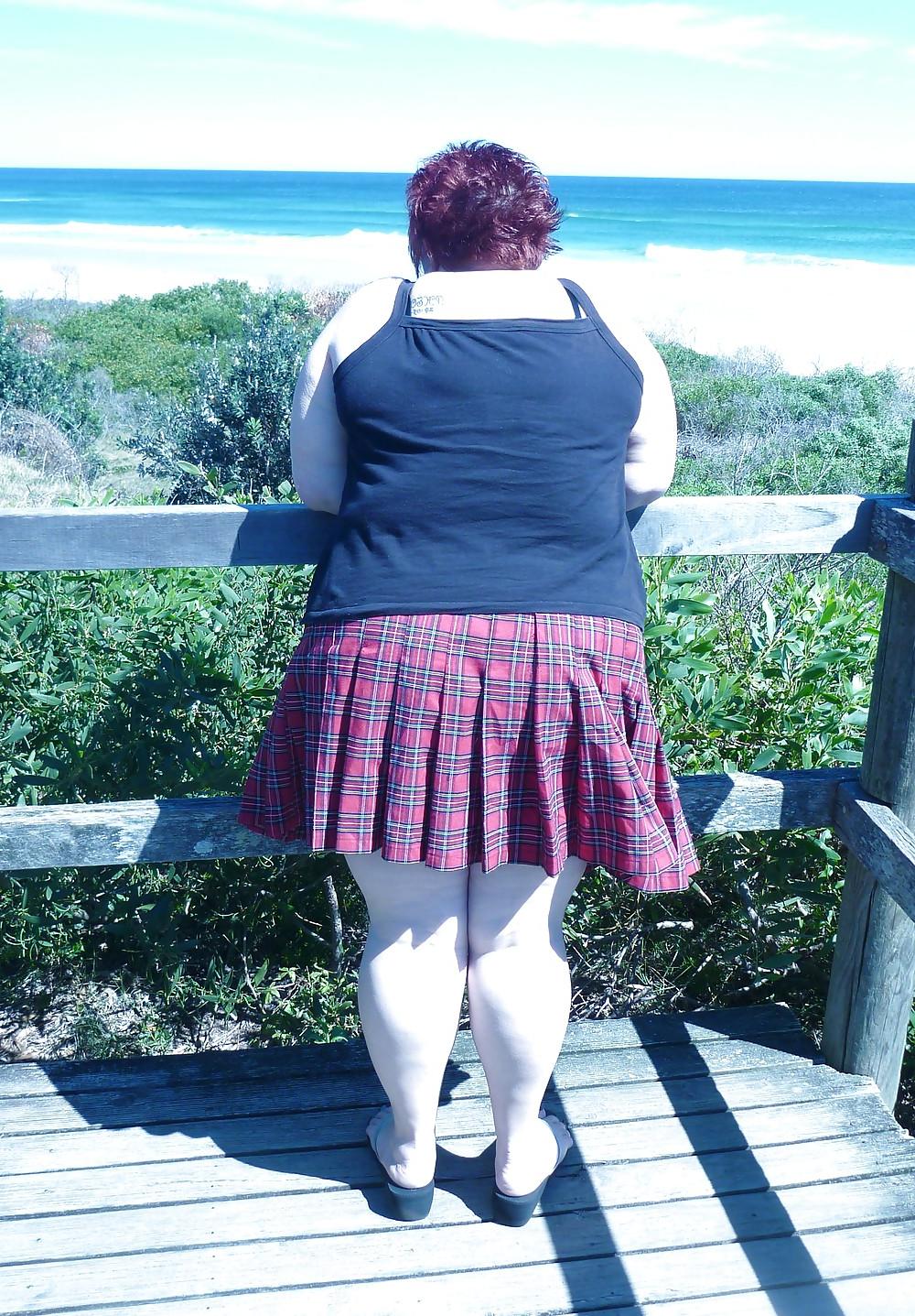 25P Bitch At The Beach
