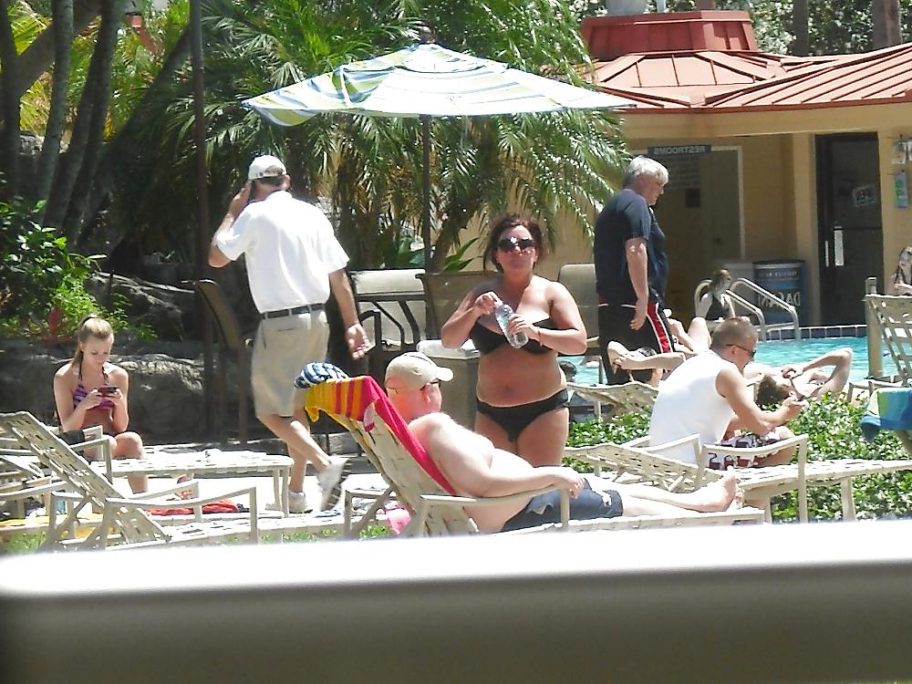 25P Candid Poolside BBW 2