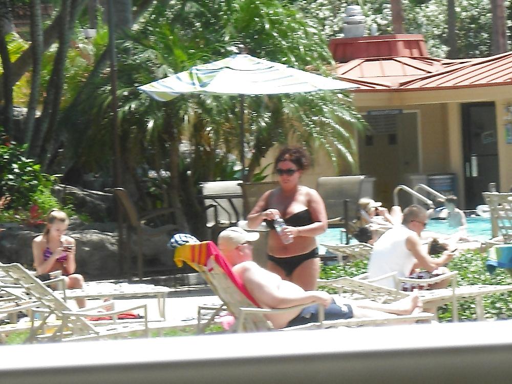 25P Candid Poolside BBW 2