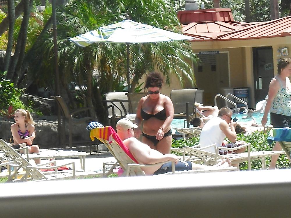 25P Candid Poolside BBW 2