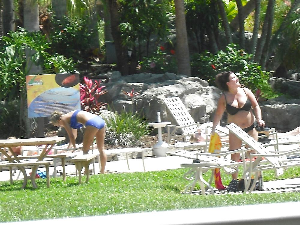 25P Candid Poolside BBW 2