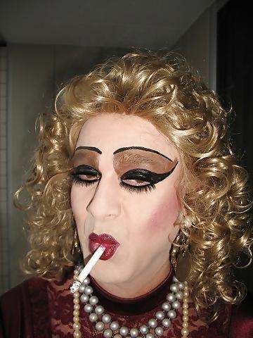 25P Make up and hair girls