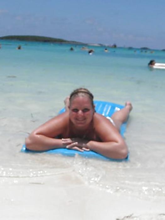 10P Hot Dutch Chubby (Non Nude)