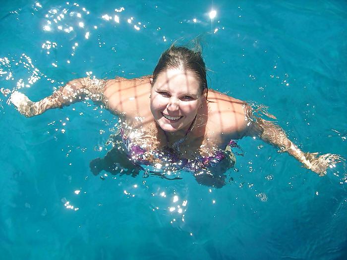 10P Hot Dutch Chubby (Non Nude)