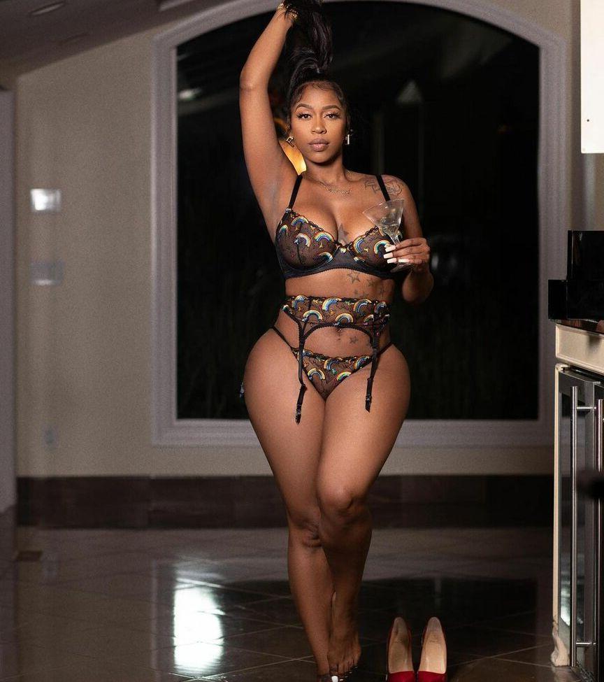 13P Kash Doll nude
