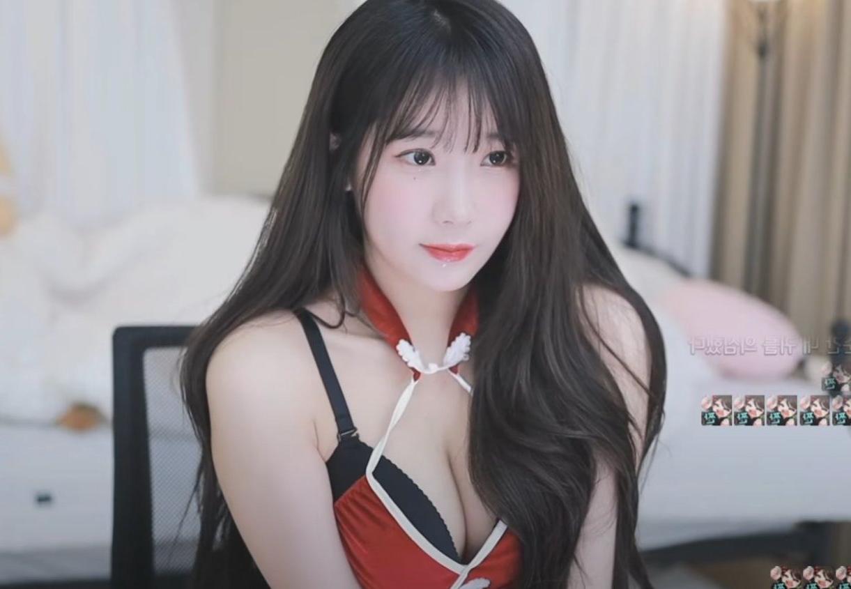 9P Park Hael nude